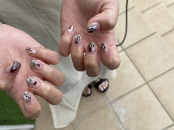 ランテテスマッジ(Rantete smudge)/クリオ多めニュアンスネイル