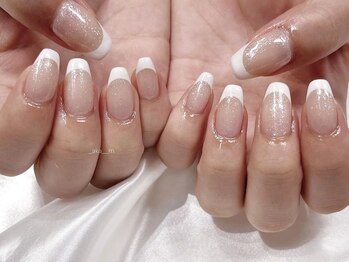 ネオリーブアオバアイ 高田馬場店(Neolive aoba eye)/フレンチ＊6600円 [パラジェル]