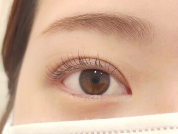 ロロ バイ フィアラ 京都駅前店(LOLO by Fiara)/パリジェンヌ