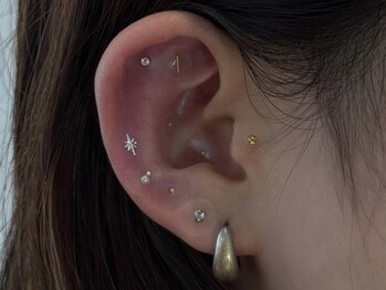 メルファッジ(mer fudge)/耳つぼジュエリー