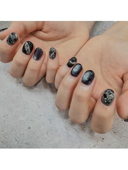 サロンドティス 学芸大学(salon de tis)/モノクロアートネイル