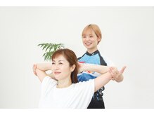 ストレッチヒーロー 鳥取店(STRETCH HERO)の雰囲気（トレーナーとマンツーマンで行うパーソナルストレッチ）