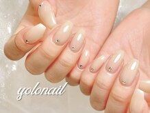 ヨロネイル 心斎橋店(YOLO NAIL)/艶々ワンカラー＋根元ストーン
