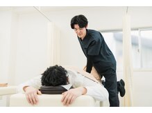 中野坂上整骨院の雰囲気（状態を丁寧に確認した上で1人1人に合わせた施術で根本改善します）