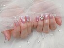 大人可愛い上品ネイル