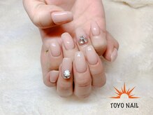 トヨネイル(TOYO NAIL)/シンプルVカット