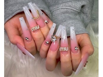 マルチューネイル 池袋(MARUCHU NAIL)/長さ出しMAX/持ち込みデザイン