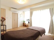 Neck LABO 神楽坂の雰囲気（清潔感がある明るいお部屋でリラックス◎）