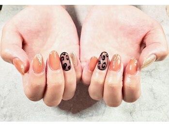 スリーレイ(Threeray)/ヒョウ柄ネイル