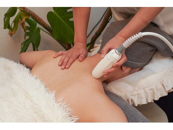 ウィズリリナ 新横浜(with Lilina.)/小顔/痩身/蓄熱式超音波/新横浜