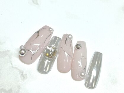ドールネイル(DOLL NAIL)の写真