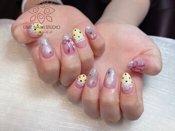 ウメネイルスタジオ(UME NAIL STUDIO)/長さだしやり放題×つけ放題