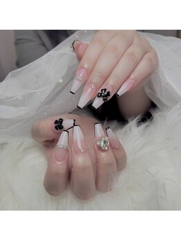 アミネイル(Ami Nail)/ワンホンガーリーネイル