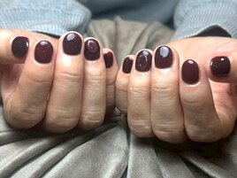 冬ネイルボルドーブラウン