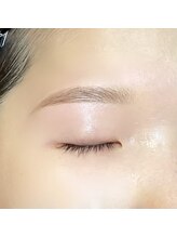 ビューステージ アイブロウサロン 吉祥寺/平行アーチデザイン