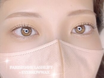 アンネ 表参道(ANNE)/パリジェンヌ×平行アーチ眉