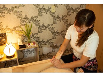 アール(R)/リフレクソロジー