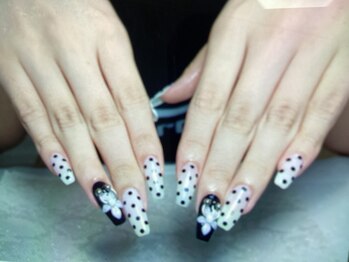 アンバーテン(Amber10)/持ち込みデザイン/ジェルネイル