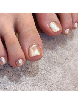 ルミエール 大分市中央町(Lumiere)/シェル風パールネイル