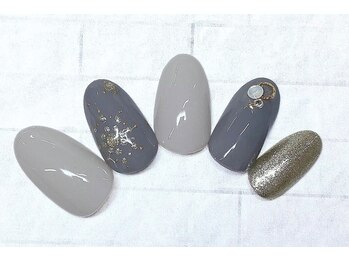 アルセア 上野御徒町店(Alcea)/キラキラ 手描き 冬ネイル