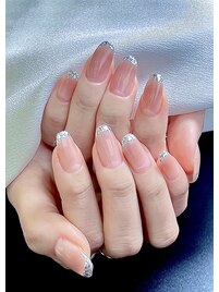 大人のガラスネイルフレンチ