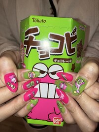 チョコビネイル