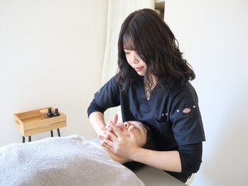 新横浜駅前鍼灸接骨院/小顔矯正もあります【新横浜】