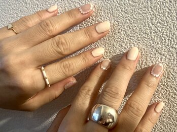 アーザ 吉祥寺(ASa)の写真/◇派手すぎない洗練された指先へ◇ワンカラーやマグネットなど“落ち着いた大人の雰囲気”を指先から演出。