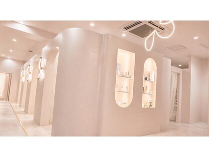 ラッシュ(RLASH)の写真