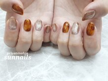 サンネイルズ(sun nails)/4本アート+マグネットオプション