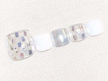 スマイルネイル板橋ときわ台の写真/《初回オフ無料》普段派手なネイルが出来ない方にも◎上品且つシンプルなデザインも豊富♪ワンカラ―