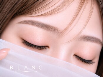 アイラッシュサロン ブラン 天満屋福山ポートプラザ店(Blanc)の写真/魅力を引き出す魔法の様なデザイン力に感動！黄金比×骨格×地眉を見極めすっぴんでも可愛い垢抜け美眉に☆