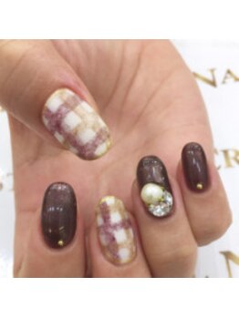 クリスタルネイル ボンベルタ橘店(CRYSTAL NAIL)/ワンカラー×チェック