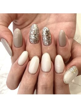 グリーディ(greedy)/大人カジュアルネイル