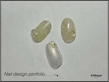 キクヤ(Kikuya)/水滴ネイル