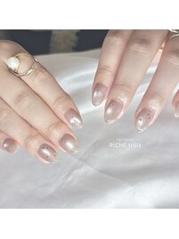 うるちゅるハートホロネイル