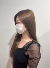 ホワイト(WHITE)&nbsp;SAKI 
