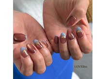 ネイルサロン ラヴリス(LOVEliss)の雰囲気（秋冬カラーのネイルも人気のマグで決まり！！）