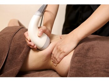 シュールサエラ 枚方店/深部からダイエット☆ラジオ波