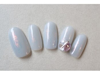 スリー 自由が丘(THREE)/つやブルービジュー