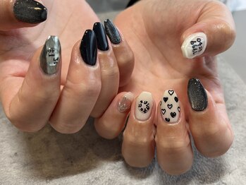 ハレトキネイル(haretoki nail)/らくがきネイル