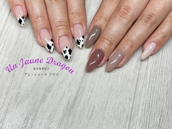 アン ジョーヌドラゴ/【自爪ネイル】アシメ秋ネイル