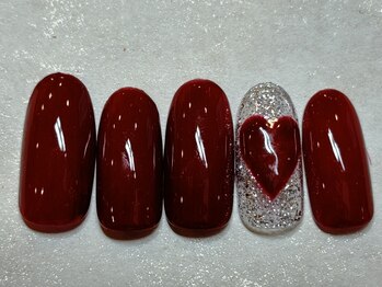 ネイルアンドアイラッシュ ネネ/ボルドー 手書きハート