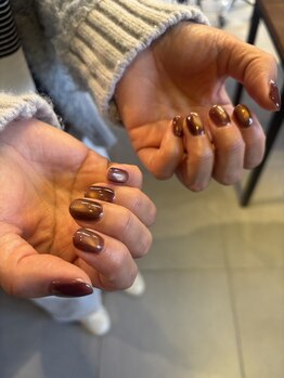 エス(es)/マグネットネイル