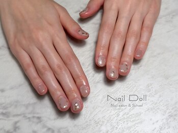 ネイルドール(Nail Doll)/
