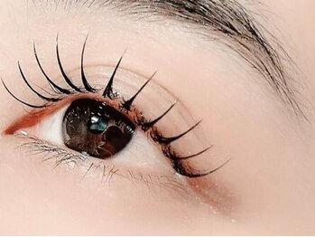 シーズントーキョー(SEASON Tokyo)の写真/自まつげのように自然に華やかさをプラス【エクパーマ:新規¥13,200】LEDエクステ+パーマ