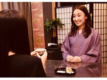 カウンターでゆったりカウンセリング♪心身共にリラックス♪