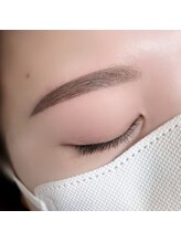 リラ(Lyra)/美眉スタイリング