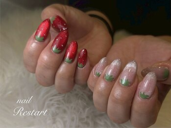 苺ちゃんネイル