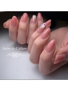 サロンドラリュール(Salon de L'Allure)/